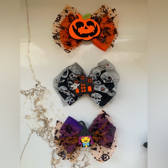 Girls Orange Halloween Pumpkin 🎃 Jack-O-Lantern Cheerleader Oversized Bow - Picture 5 of 5